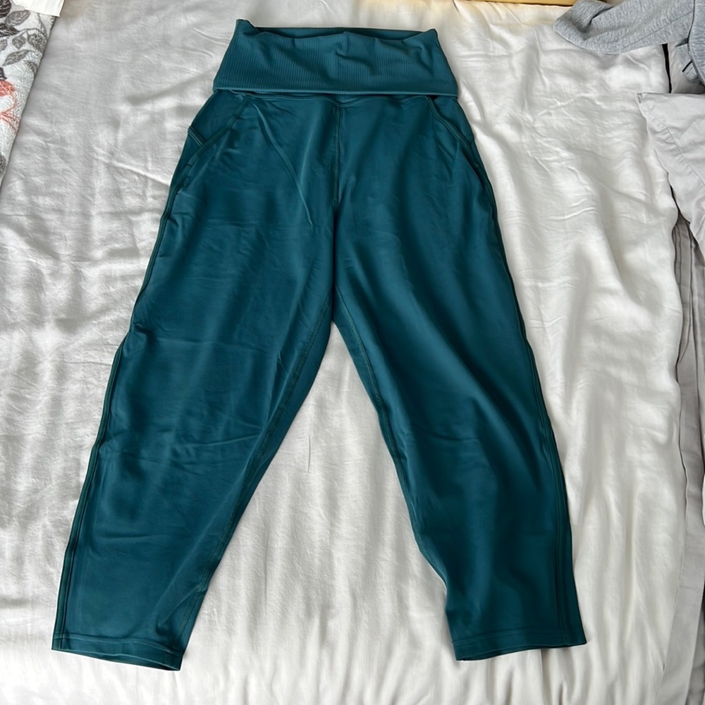 Lululemon Align Ribbed Waist Cropped Jogger, 4